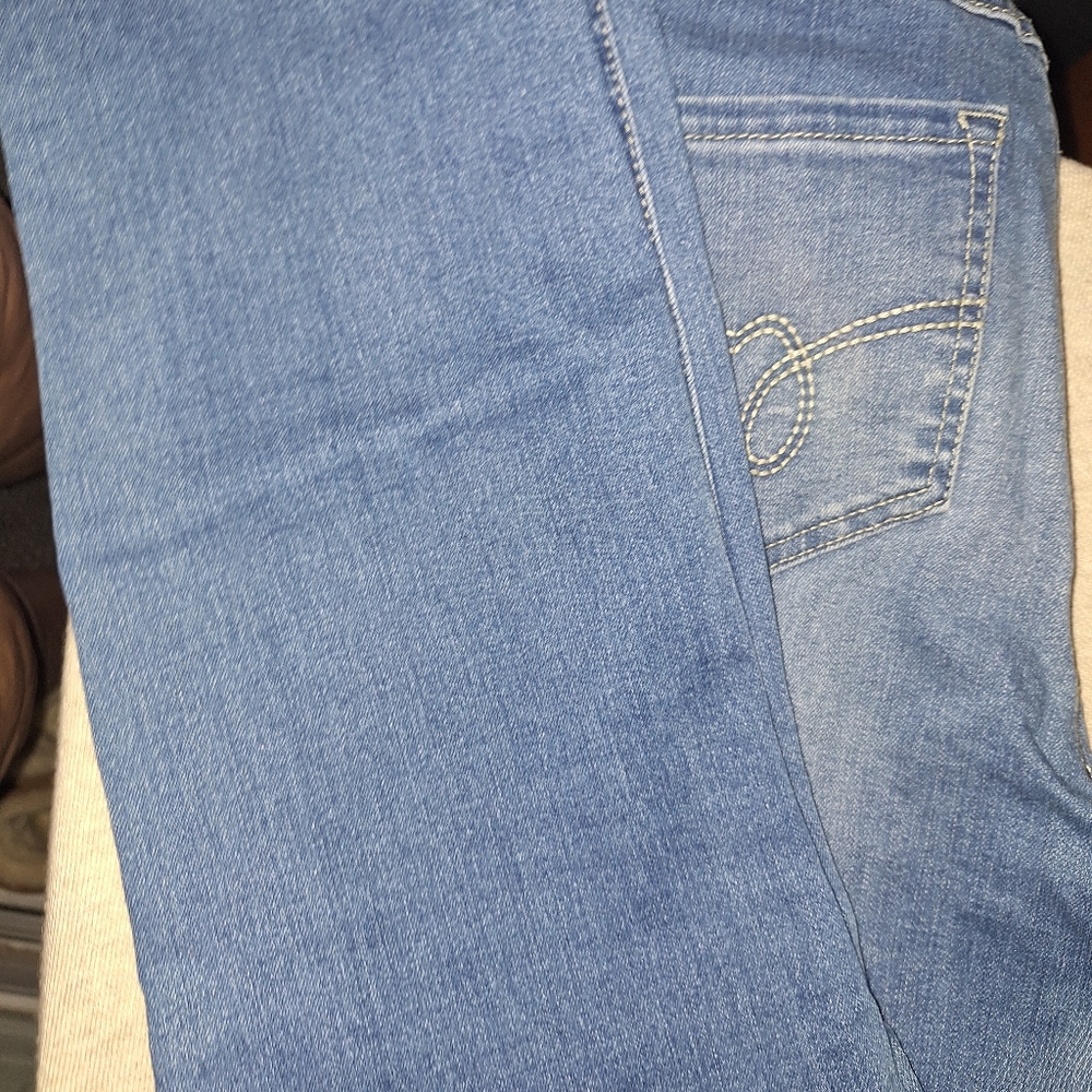 D. JEANS Skinny ,size 6